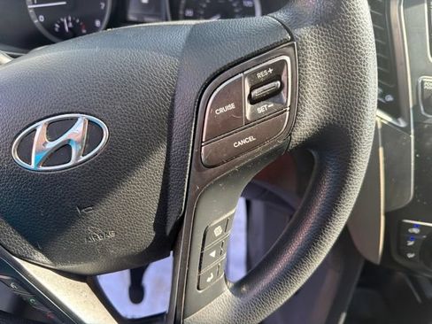 Used 2018 Hyundai Santa Fe Sport FWD image 13