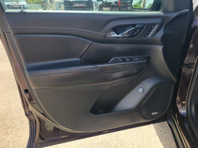 Used 2021 GMC Acadia SLT w/ Elevation Edition FWD image 13