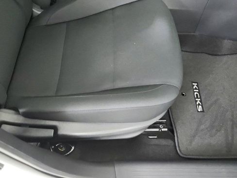 Used 2024 Nissan Kicks S FWD image 26