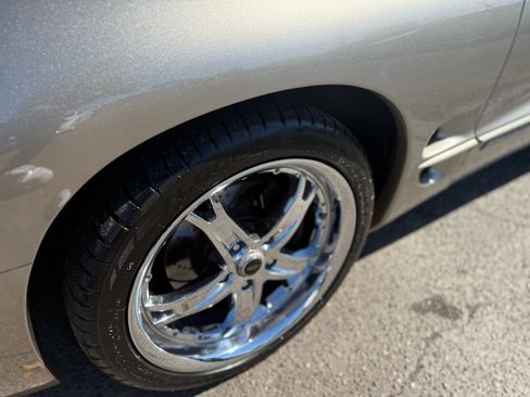 Used 2001 Pontiac Firebird Formula w/ 75th Anniversary Pkg image 12