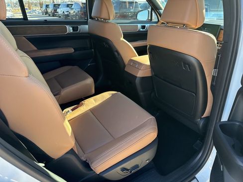 New 2026 Hyundai Santa Fe Calligraphy FWD image 16