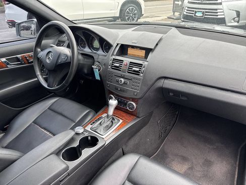 Used 2011 Mercedes-Benz C 300 Sedan image 21