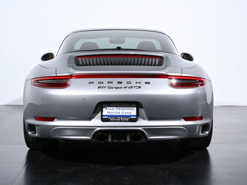 Used 2019 Porsche 911 Targa 4 GTS AWD/4WD image 12