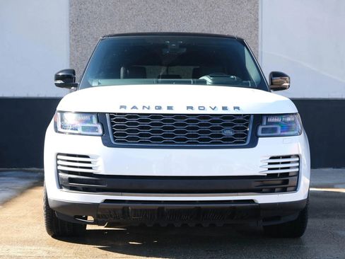 Used 2020 Land Rover Range Rover HSE image 2