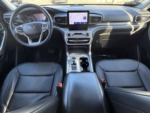 Certified 2023 Ford Explorer XLT w/ Equipment Group 202A image 22