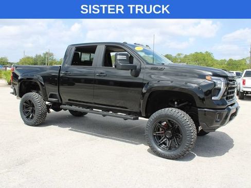 Used 2023 Chevrolet Silverado 2500 LT w/ True North Edition AWD/4WD image 16