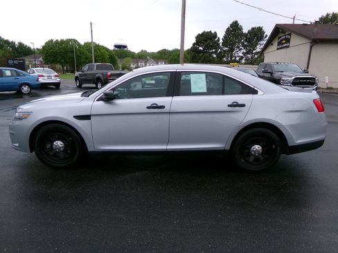 Used 2019 Ford Taurus Police Interceptor AWD image 6