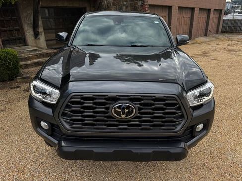 Used 2022 Toyota Tacoma 4x4 Double Cab image 7