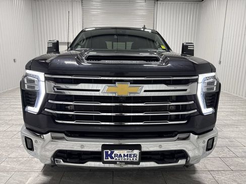 Used 2024 Chevrolet Silverado 2500 LTZ w/ LTZ Texas Edition AWD/4WD image 32