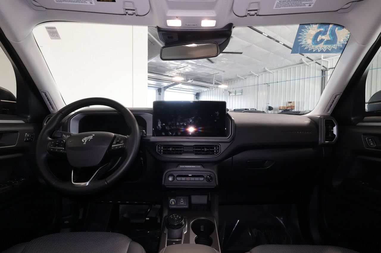 Used 2025 Ford Bronco Sport Badlands w/ Badlands Tech Package AWD/4WD image 29