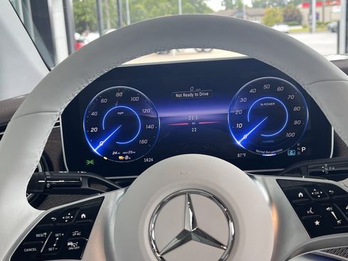 Certified 2024 Mercedes-Benz EQE 350+ 4MATIC Sedan image 39