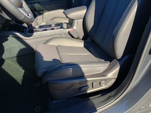 New 2026 Subaru Outback Touring XT AWD/4WD image 10