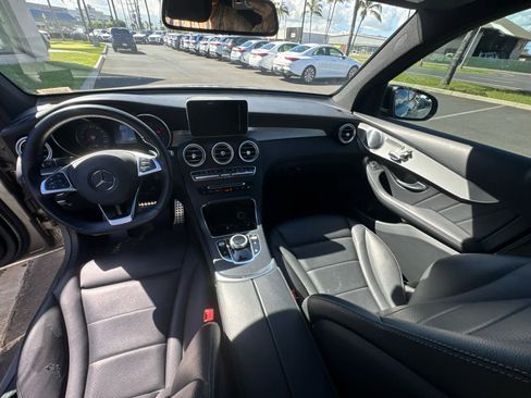 Used 2019 Mercedes-Benz GLC 300 4MATIC image 17