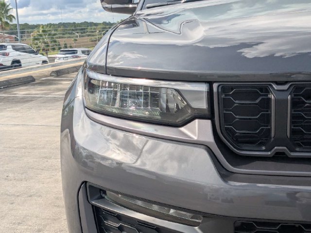 New 2026 Jeep Grand Cherokee Limited w/ Limited Altitude Package RWD image 10