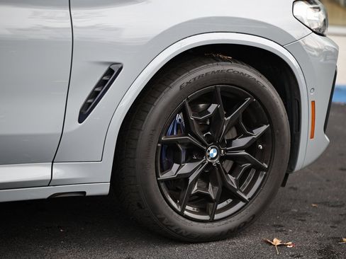 Used 2022 BMW X4 M40i w/ Premium Package image 5