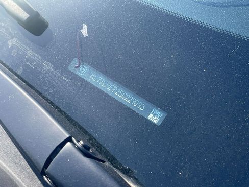 Used 2025 Chevrolet Trax LT image 29