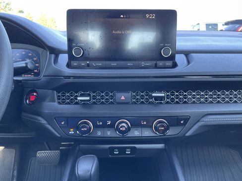 Used 2023 Honda Accord EX image 9