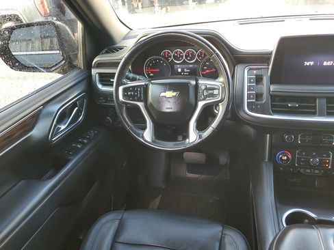 Used 2021 Chevrolet Suburban LT w/ Rear Media and Nav Package AWD/4WD image 11