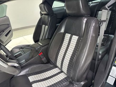 Used 2010 Ford Mustang Shelby GT500 image 12