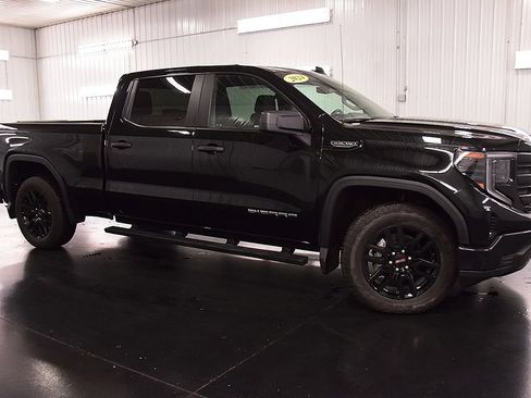Used 2024 GMC Sierra 1500 Pro w/ Graphite Edition AWD/4WD image 9