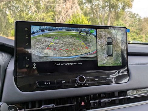 New 2026 Mitsubishi Outlander SE image 21