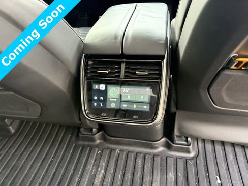 Used 2023 Rivian R1S Adventure image 13