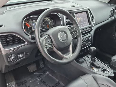 Used 2022 Jeep Cherokee Latitude Lux w/ Sun & Sound Group AWD/4WD image 10