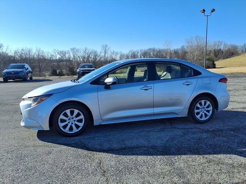 Used 2022 Toyota Corolla LE image 35