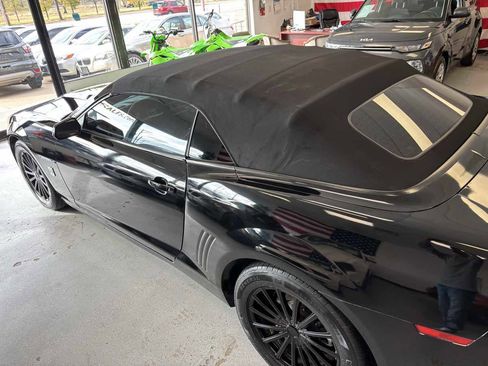 Used 2014 Chevrolet Camaro LT image 18