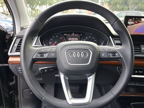 Used 2023 Audi Q5 2.0T Premium w/ Convenience Package AWD/4WD image 18