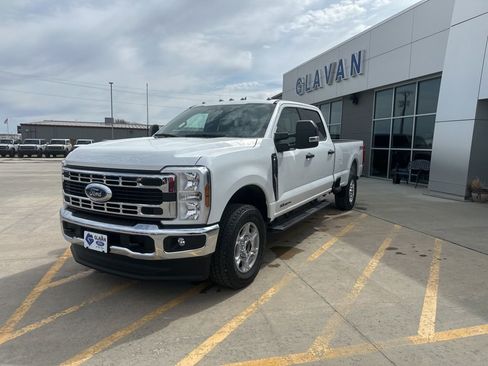 New 2026 Ford F250 XLT image 4