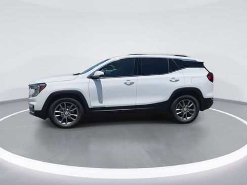 Used 2024 GMC Terrain SLT AWD/4WD image 5