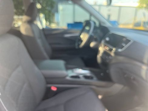 Used 2025 Honda Ridgeline Sport image 4