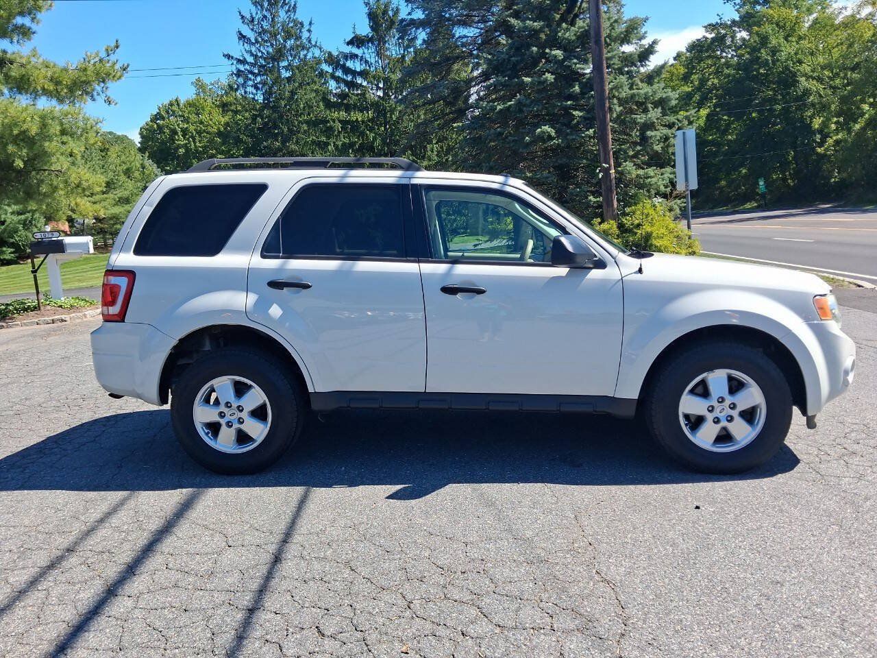 Used 2012 Ford Escape XLT AWD/4WD image 8
