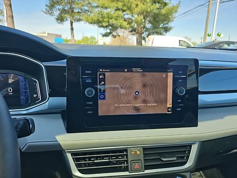 Certified 2025 Volkswagen Taos SEL image 11