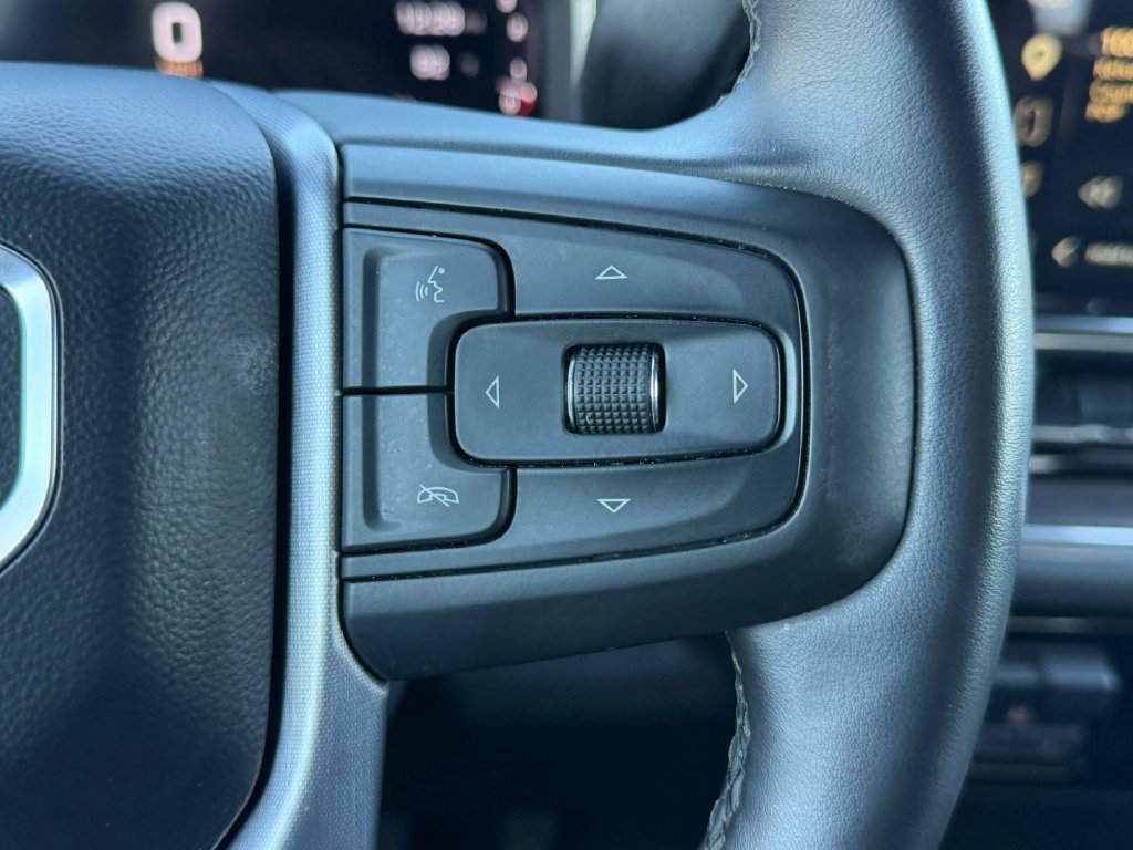 Used 2025 GMC Sierra 1500 SLT AWD/4WD image 37
