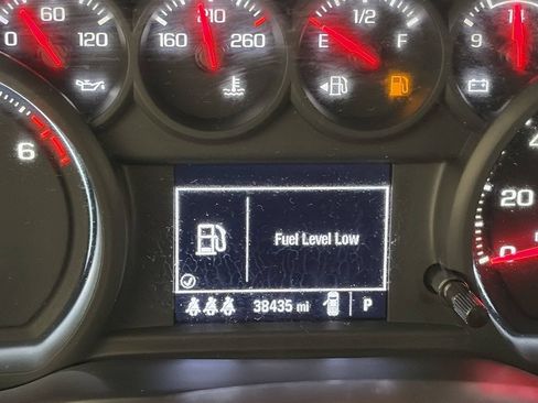 Used 2024 Chevrolet Silverado 1500 Custom RWD image 14
