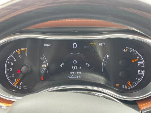 Used 2019 Jeep Grand Cherokee Summit AWD/4WD image 30