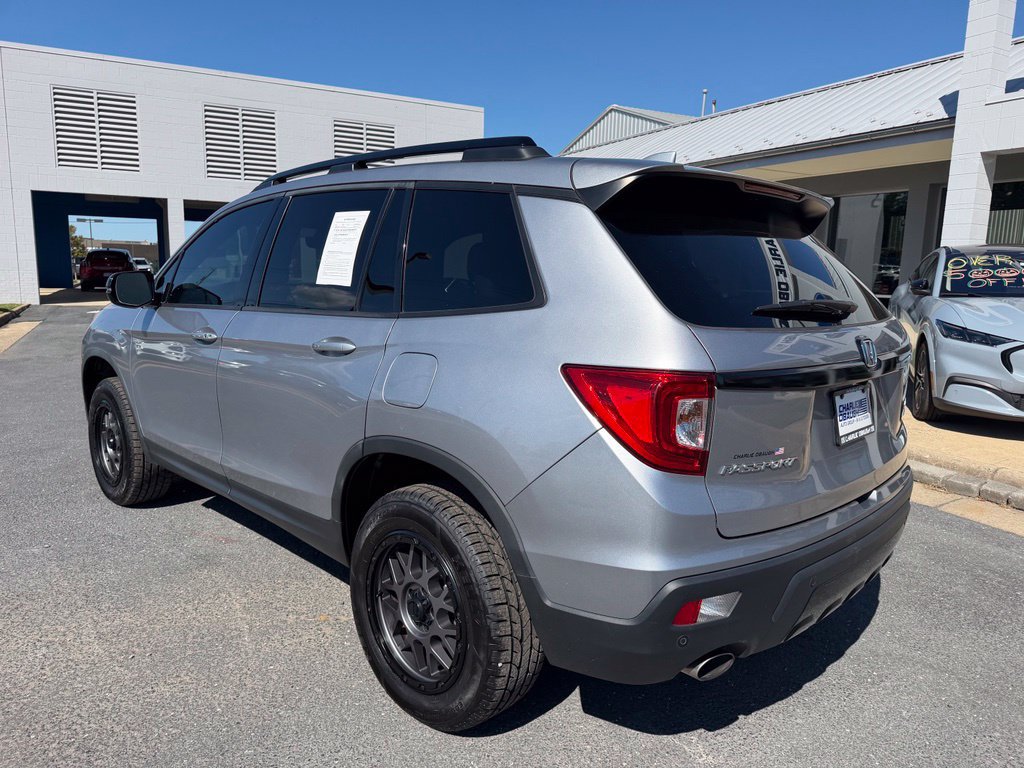 Used 2019 Honda Passport Elite image 3