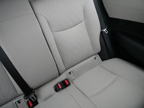 Certified 2024 Toyota Corolla Cross LE image 14