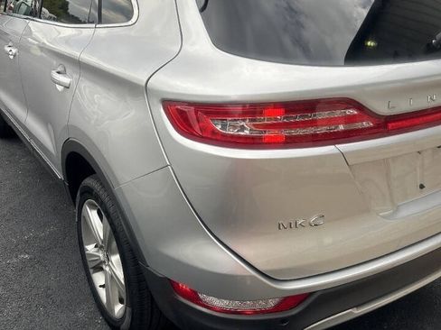 Used 2016 Lincoln MKC Premiere FWD image 10