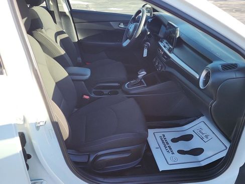 Used 2020 Kia Forte LXS image 23