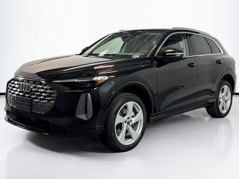 New 2025 Audi Q5 Premium Plus image 1