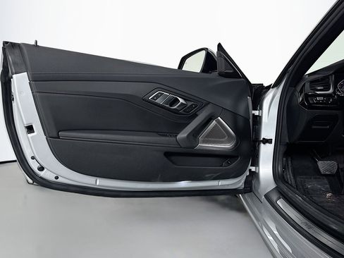 Used 2021 BMW Z4 sDrive30i w/ Executive Package image 20