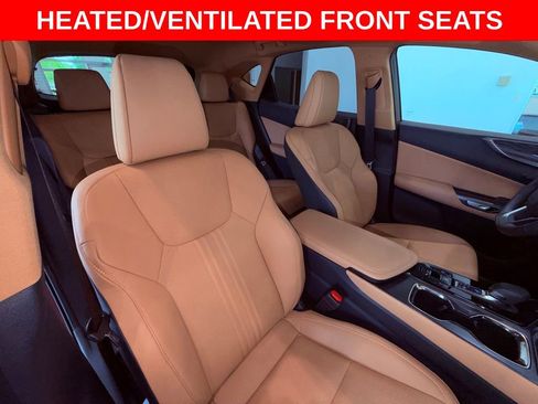 Used 2025 Lexus NX 250 FWD w/ Premium Package image 11