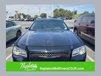 Used 2018 Chrysler 300 Limited w/ Safetytec Plus Group