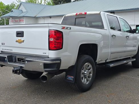 Used 2017 Chevrolet Silverado 3500 LTZ w/ Duramax Plus Package AWD/4WD image 3