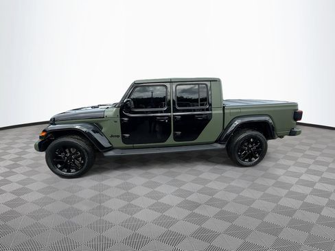 Used 2021 Jeep Gladiator Overland AWD/4WD image 9