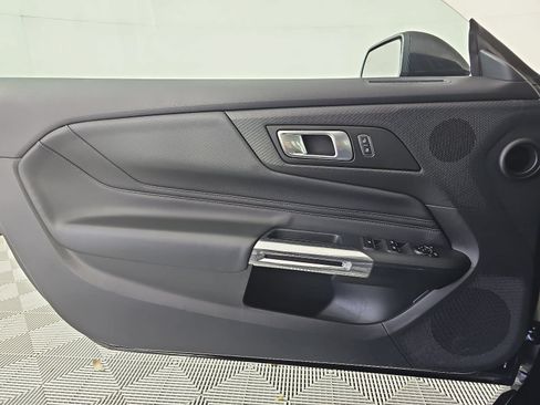 Used 2025 Ford Mustang Premium RWD image 23
