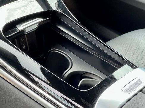 Certified 2026 Mercedes-Benz GLC 300 4MATIC image 23